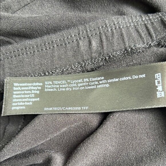 Eileen Fisher Pull On Wide Crop Pant in Black - S - Picture 6 of 6